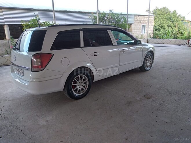 Opel Astra 2008, 253,000 km - 1.6 l - Yevlax