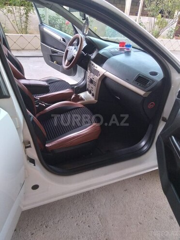 Opel Astra 2008, 253,000 km - 1.6 l - Yevlax
