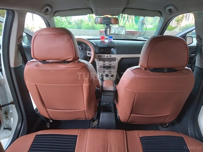 Opel Astra 2008, 253,000 km - 1.6 l - Yevlax
