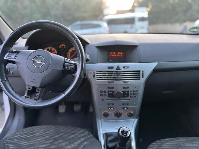 Opel Astra 2009, 240,000 km - 1.4 l - Sumqayıt