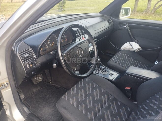 Mercedes C 180 1999, 264,000 km - 1.8 l - Bakı