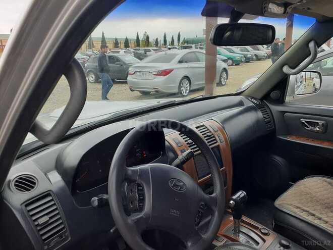 Hyundai Terracan 2003, 284,651 km - 2.9 l - Yevlax