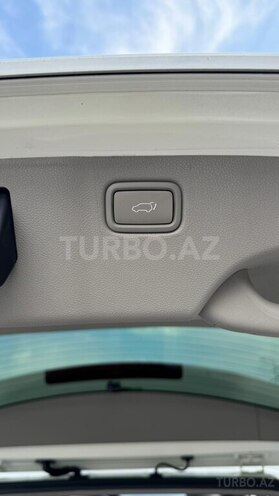 Kia Carnival-16