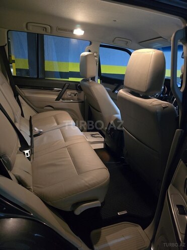 Mitsubishi Pajero 2019, 99,053 km - 3.0 л - Bakı