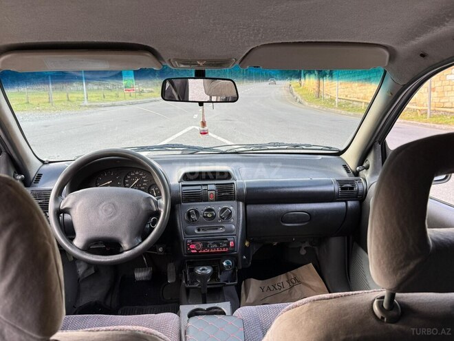 Opel Vita 1996, 484,619 km - 1.4 л - Şəki