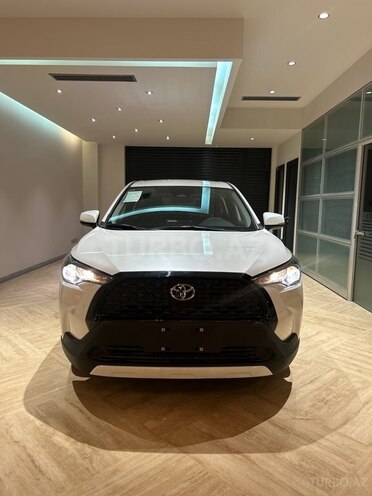 Toyota Corolla Cross-1