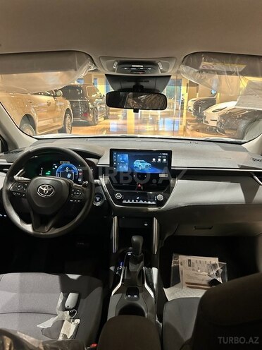 Toyota Corolla Cross-11