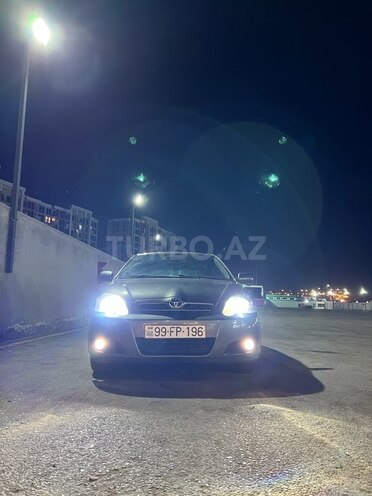 Toyota Corolla 2005, 300,000 km - 1.4 l - Bakı