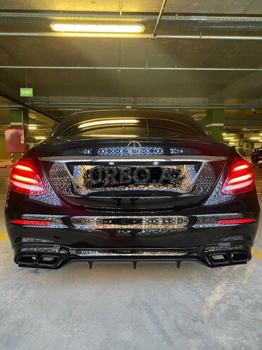 Mercedes E 300 2017, 129,000 km - 2.0 l - Bakı