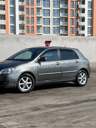 Toyota Corolla 2005, 300,000 km - 1.4 l - Bakı