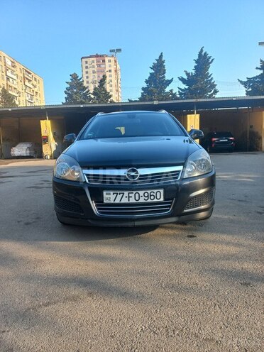 Opel Astra 2010, 390,000 km - 1.4 л - Bakı