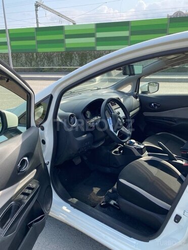 Nissan Note-9