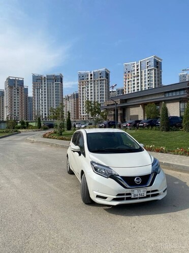 Nissan Note-3