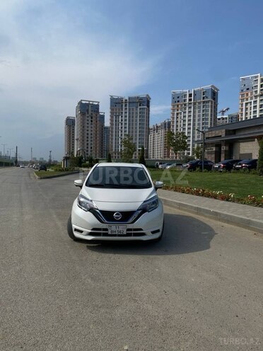 Nissan Note-1