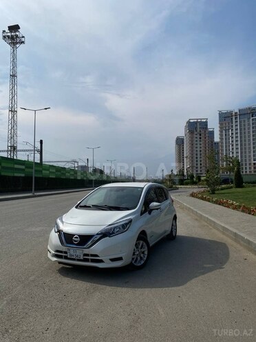 Nissan Note-2