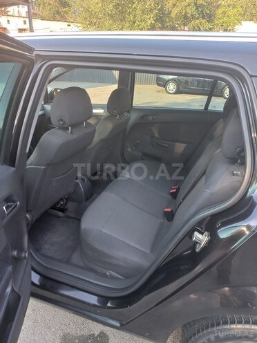 Opel Astra 2010, 390,000 km - 1.4 л - Bakı