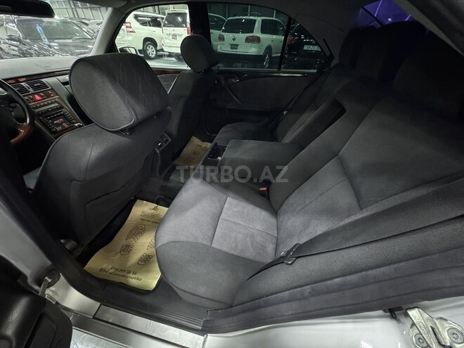 Mercedes E 270 2001, 291,917 km - 2.7 l - Sumqayıt