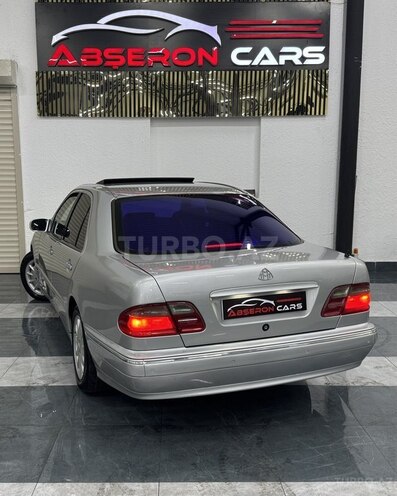 Mercedes E 270 2001, 291,917 km - 2.7 l - Sumqayıt