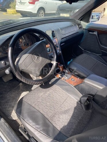 Mercedes C 180 1995, 324,000 km - 1.8 л - Bakı