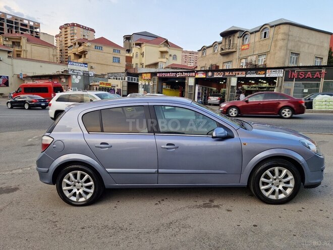 Opel Astra 2004, 200,800 km - 1.4 л - Bakı