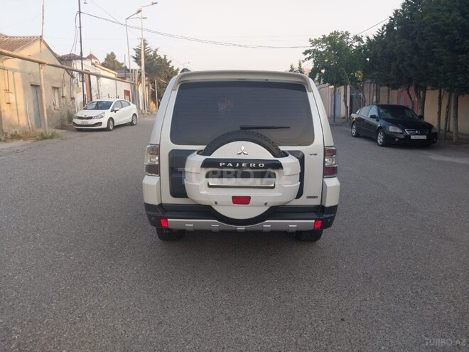 Mitsubishi Pajero 2008, 190,000 km - 3.0 л - Bakı