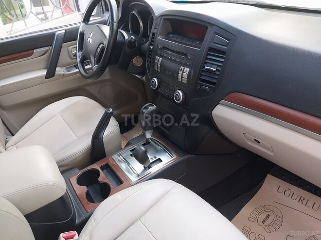 Mitsubishi Pajero 2008, 190,000 km - 3.0 л - Bakı
