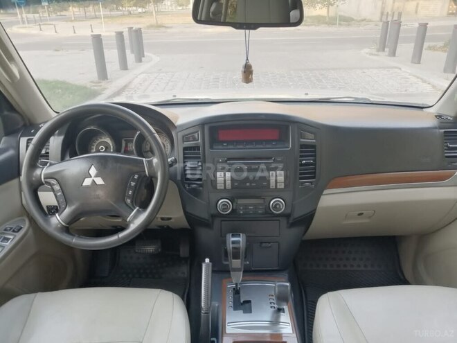 Mitsubishi Pajero 2008, 190,000 km - 3.0 л - Bakı