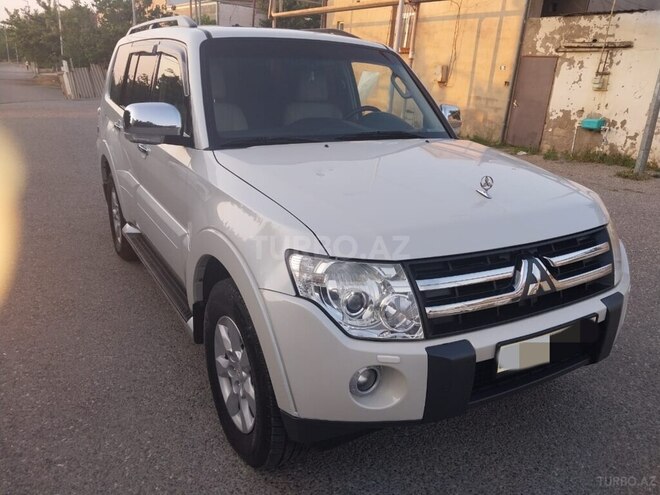Mitsubishi Pajero 2008, 190,000 km - 3.0 л - Bakı