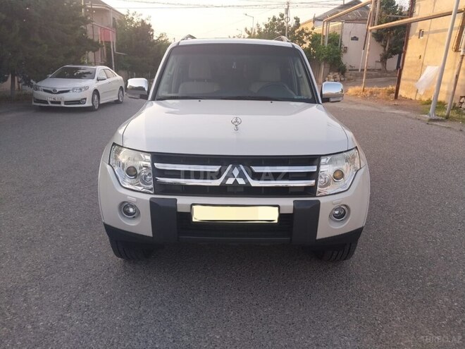 Mitsubishi Pajero 2008, 190,000 km - 3.0 л - Bakı
