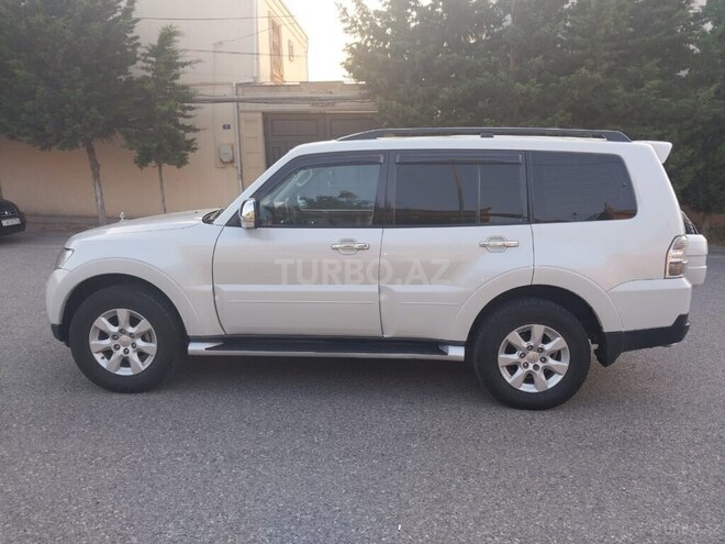 Mitsubishi Pajero 2008, 190,000 km - 3.0 л - Bakı