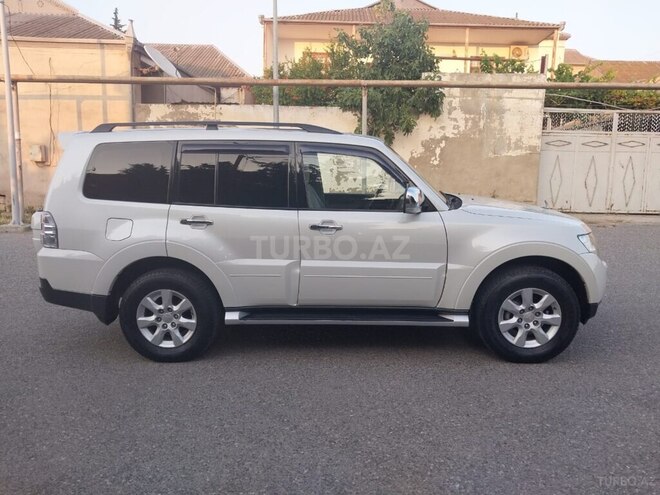 Mitsubishi Pajero 2008, 190,000 km - 3.0 л - Bakı