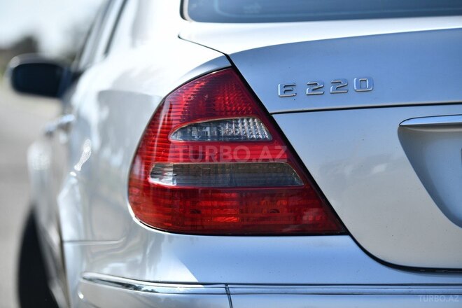 Mercedes E 220 d 2002, 334,800 km - 2.2 l - Gəncə