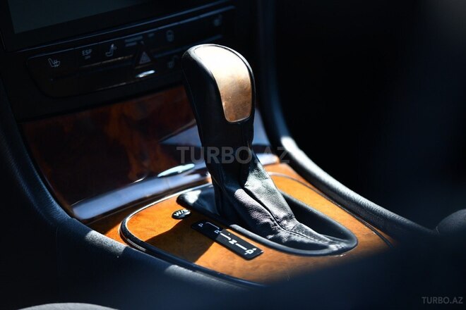 Mercedes E 220 d 2002, 334,800 km - 2.2 l - Gəncə
