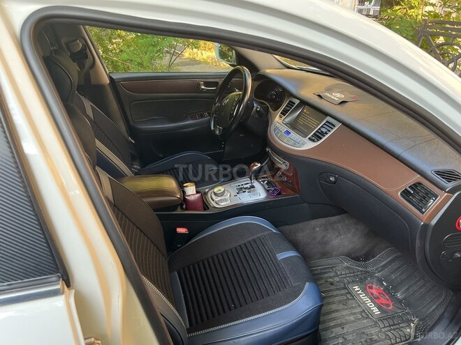 Hyundai Genesis 2010, 520,000 km - 3.8 л - Bakı