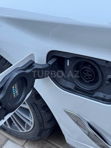 BMW 530e 2018, 88,000 km - 2.0 l - Bakı