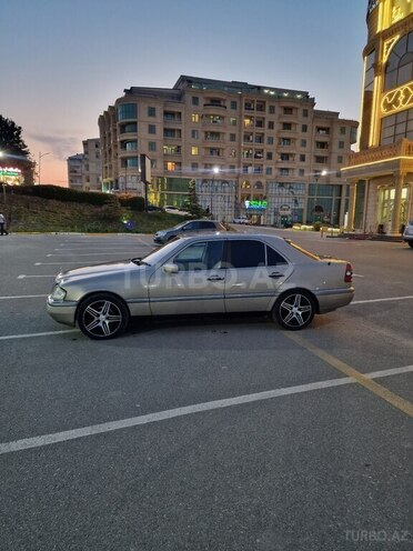 Mercedes C 220-4