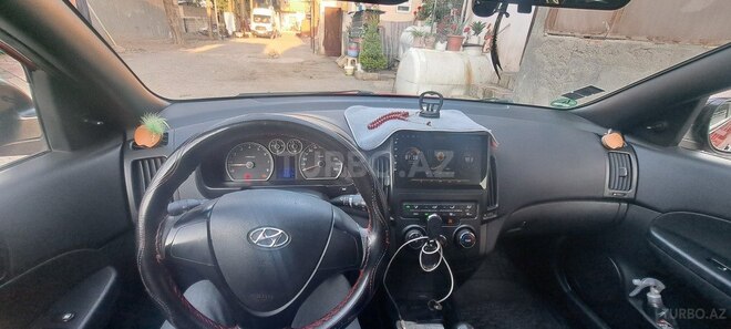 Hyundai i30 2010, 335,331 km - 1.4 л - Gəncə