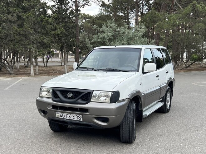 Nissan Terrano 2001, 258,000 km - 2.4 l - Sumqayıt