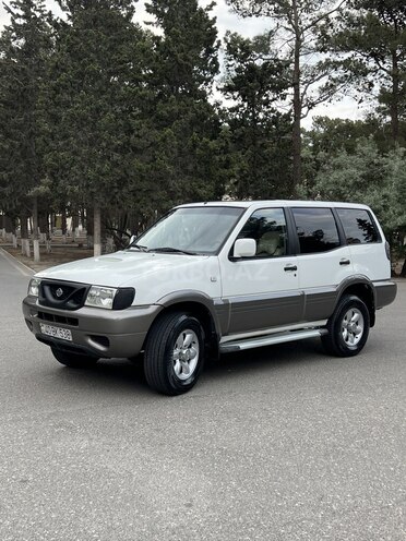 Nissan Terrano 2001, 258,000 km - 2.4 l - Sumqayıt