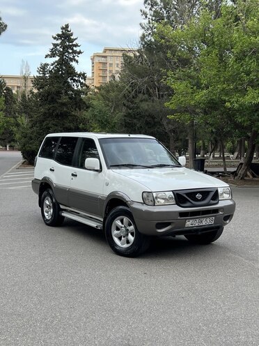 Nissan Terrano 2001, 258,000 km - 2.4 l - Sumqayıt
