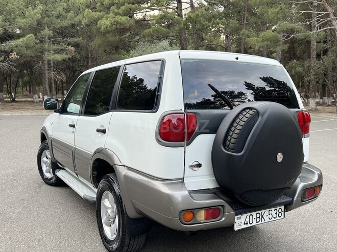 Nissan Terrano 2001, 258,000 km - 2.4 l - Sumqayıt
