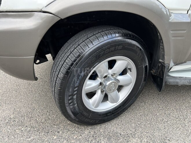 Nissan Terrano 2001, 258,000 km - 2.4 l - Sumqayıt