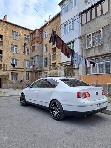 Volkswagen Passat 2008, 270,000 km - 2.0 l - Bakı