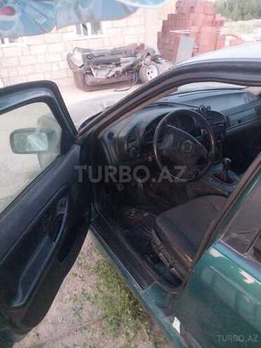 BMW 318 1993, 280,000 km - 1.8 l - Qazax