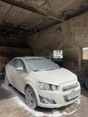 Chevrolet Aveo-1