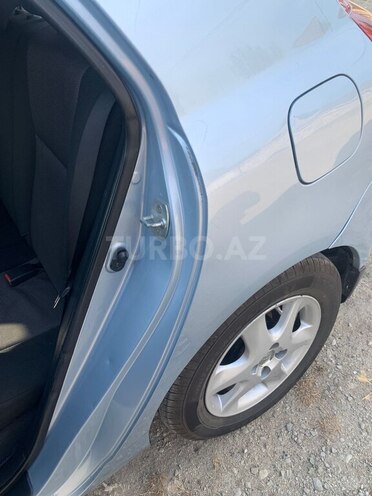 Toyota Corolla 2006, 280,000 km - 1.4 l - Sumqayıt