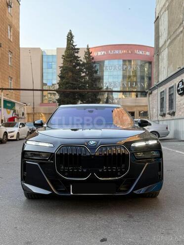 BMW 740-1