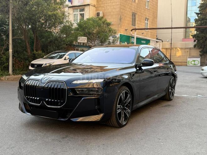 BMW 740-2