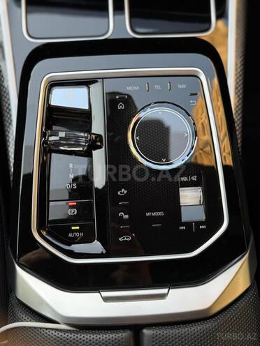 BMW 740-14