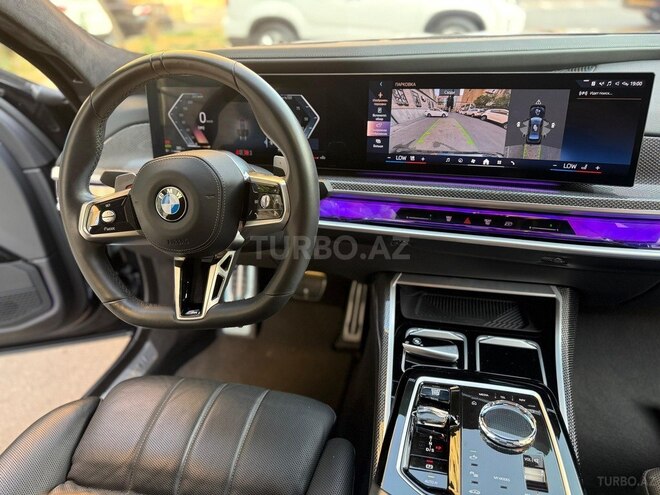 BMW 740-10